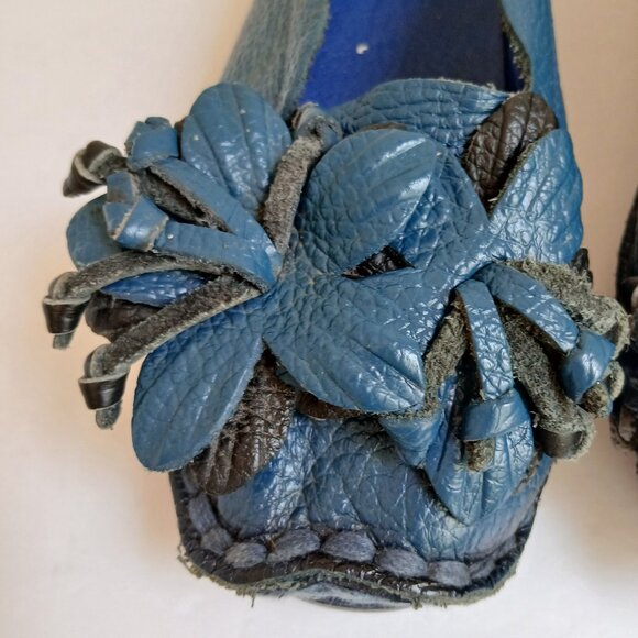 Vintage Handcrafted Blue Leather 3D Flower Slip-On Lug Sole Moccasins  Sz 7 - Picture 4 of 12